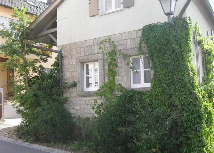 Brueckner Διαμέρισμα *